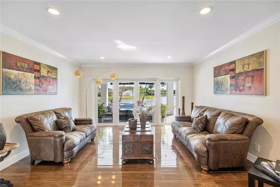 Living - 20230 NW 7th St, Pembroke Pines, FL 33029 photo 1 of 3