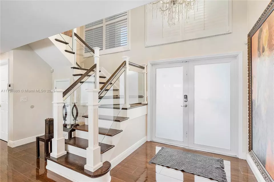 Entry Way - 20230 NW 7th St, Pembroke Pines, FL 33029 photo 3 of 6