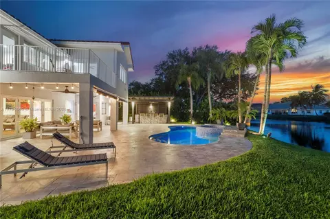 Other - 20230 NW 7th St, Pembroke Pines, FL 33029 photo 1 of 35