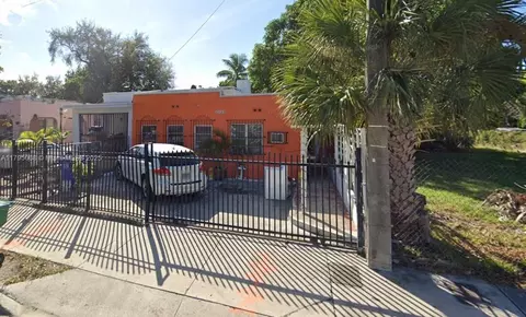 1166 NW 29th St, Miami, FL 33127