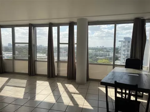 900 Bay Dr #913, Miami Beach, FL 33141