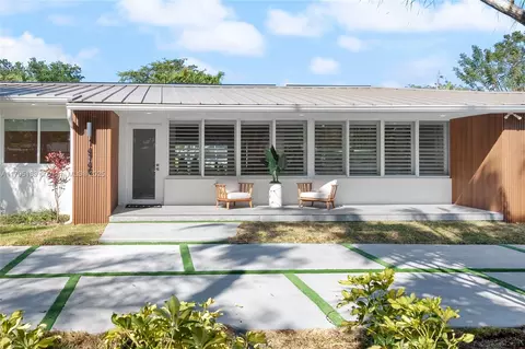 14740 SW 83rd Pl, Palmetto Bay, FL 33158