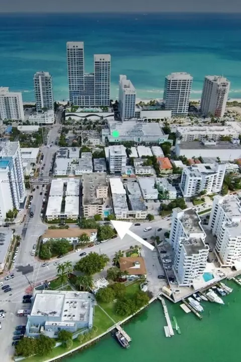 6880 Abbott Ave #212, Miami Beach, FL 33141