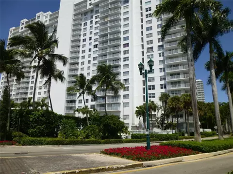 2801 NE 183rd St #1507W, Aventura, FL 33160