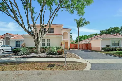 4742 NW 7th Mnr, Coconut Creek, FL 33063