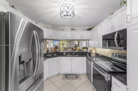 2541 N Nob Hill Rd #205, Sunrise, FL 33322