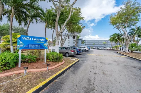 13870 SW 62nd St #204, Miami, FL 33183