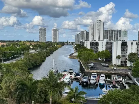 3375 N Country Club Dr #702, Aventura, FL 33180