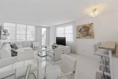 100 Lincoln Rd #611, Miami Beach, FL 33139