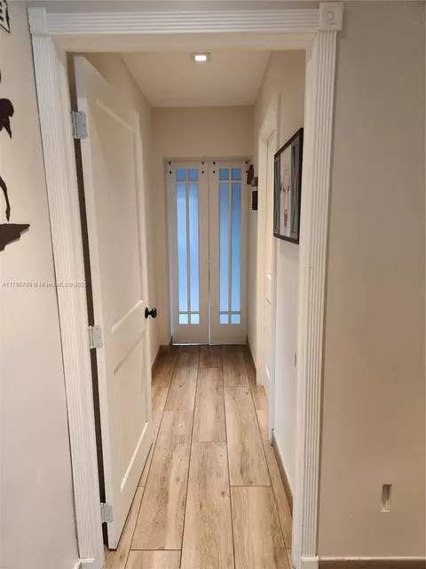 Entry Way - 10320 SW 54 St, Miami, FL 33165 photo 2 of 2