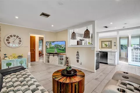 1402 SE 1st St, Pompano Beach, FL 33060 photo 15