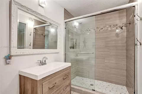 1402 SE 1st St, Pompano Beach, FL 33060 photo 22