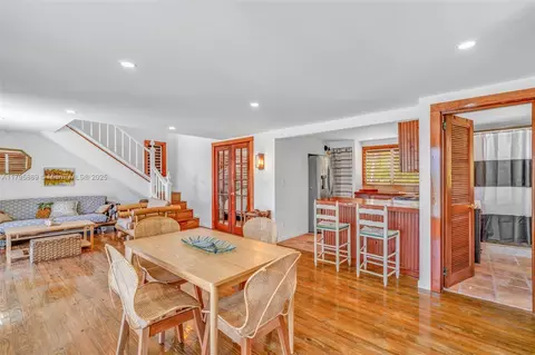Dining - Undisclosed, Lower Keys, FL 33043 photo 1 of 2