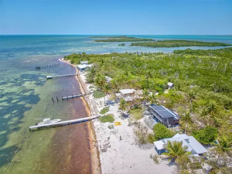 View/Area - Undisclosed, Lower Keys, FL 33043 photo 3 of 12