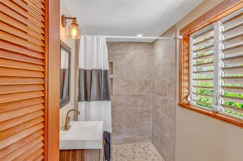 Bath - Undisclosed, Lower Keys, FL 33043 photo 1 of 1