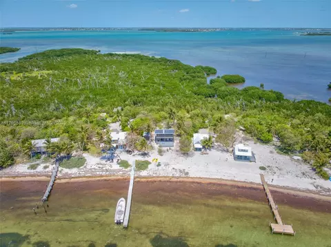 View/Area - Undisclosed, Lower Keys, FL 33043 photo 8 of 12