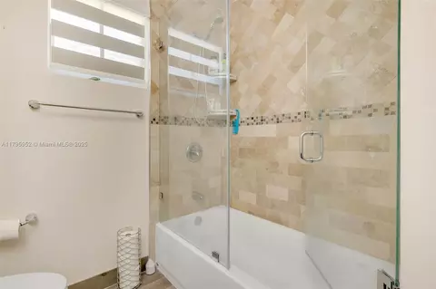 7295 W 14th Ct, Hialeah, FL 33014 photo 21