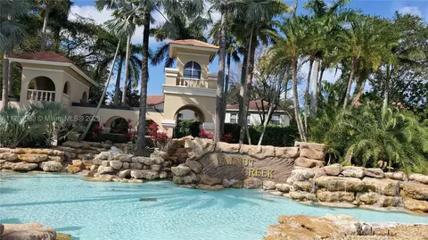 7310 NW 17th Ct, Pembroke Pines, FL 33024