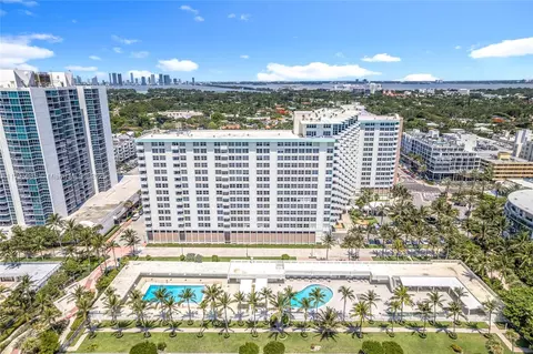 2899 Collins Ave #1218, Miami Beach, FL 33140