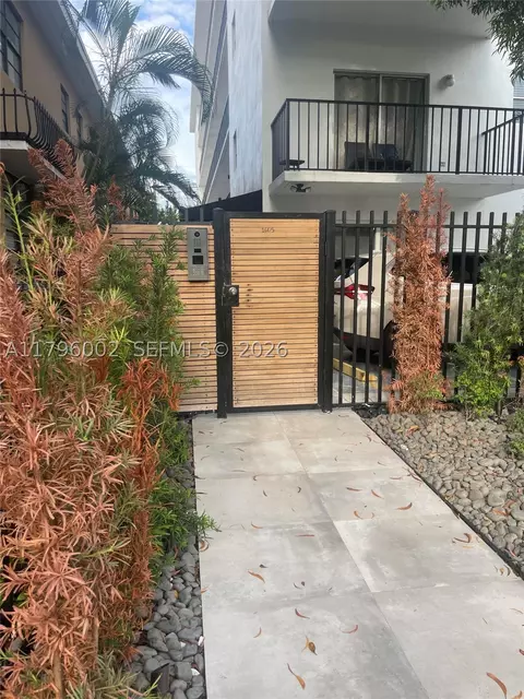 1605 Pennsylvania Ave #303, Miami Beach, FL 33139
