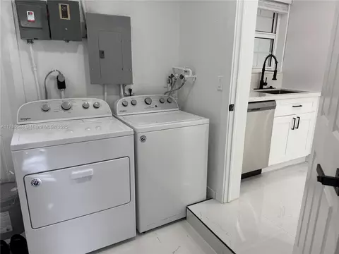 Other - 7765 W 15th Ave, Hialeah, FL 33014 photo 4 of 8