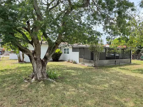 Exterior - 7765 W 15th Ave, Hialeah, FL 33014 photo 2 of 2