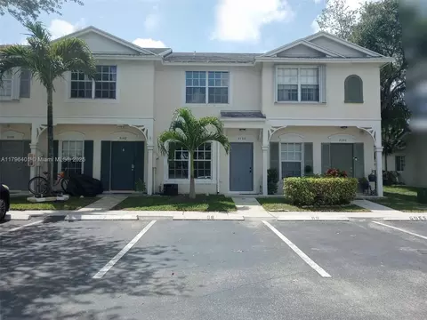 3196 SW 50th St, Fort Lauderdale, FL 33312