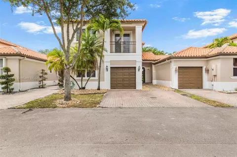 8330 NW 142nd St, Miami Lakes, FL 33016