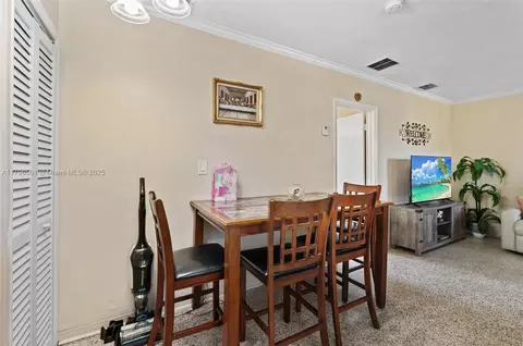 Dining - Undisclosed, Hialeah, FL 33010 photo 1 of 2