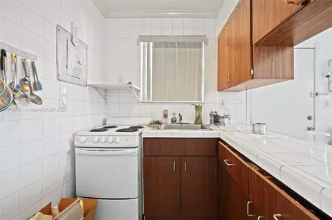 Kitchen - Undisclosed, Hialeah, FL 33010 photo 5 of 5