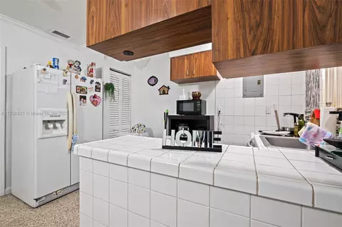 Kitchen - Undisclosed, Hialeah, FL 33010 photo 3 of 5