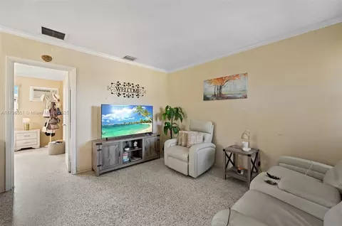 Other - Undisclosed, Hialeah, FL 33010 photo 3 of 24