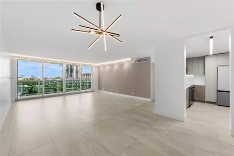 100 Bayview Dr #604, Sunny Isles Beach, FL 33160