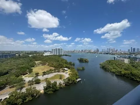 16385 Biscayne Blvd Apt 1806 1 Parking #1806 +1 PARKING, North Miami Beach, FL 33160