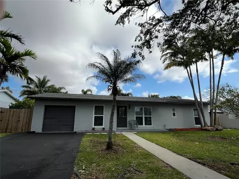 9275 SW 185th Ter, Cutler Bay, FL 33157