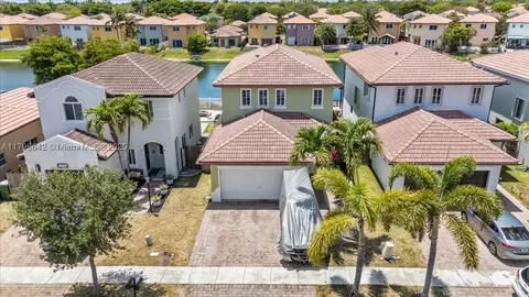 1024 NE 41st Ter, Homestead, FL 33033