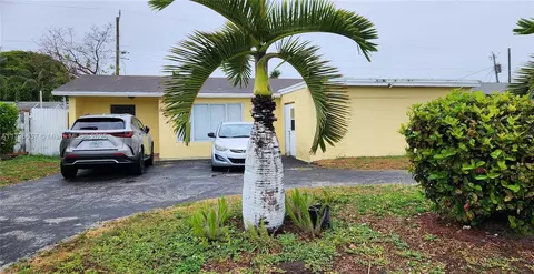 6881 Sheridan St, Hollywood, FL 33024