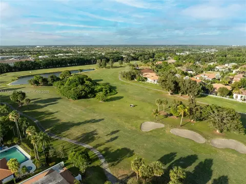 501 SW 158th Ter #103, Pembroke Pines, FL 33027
