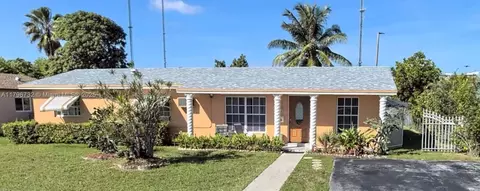 21270 NW Miami Ct, Miami Gardens, FL 33169