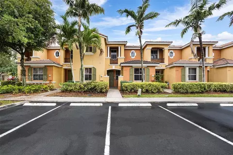 2252 NE 42nd Cir, Homestead, FL 33033