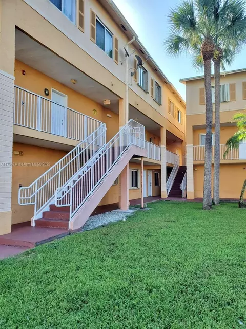 6225 Kendale Lakes Cir #252, Miami, FL 33183