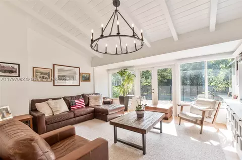 1254 Andalusia Ave, Coral Gables, FL 33134