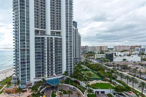 18201 Collins #1603, Sunny Isles Beach, FL 33160