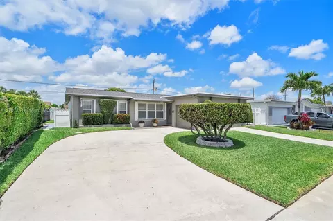 9221 NW 21st Mnr, Sunrise, FL 33322