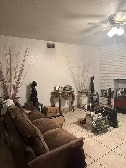 199 NW 30th Ter, Fort Lauderdale, FL 33311