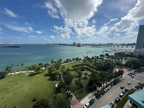 1900 N Bayshore Dr #1401, Miami, FL 33132