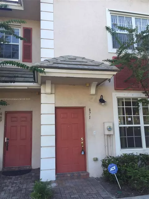 671 NW 42nd Ave #671, Plantation, FL 33317