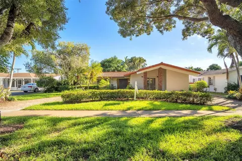 9010 SW 187th Ter, Cutler Bay, FL 33157