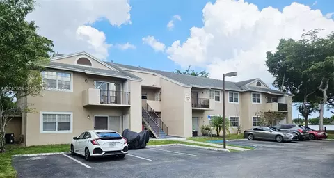 2151 NW 96 Ter #15L, Pembroke Pines, FL 33024