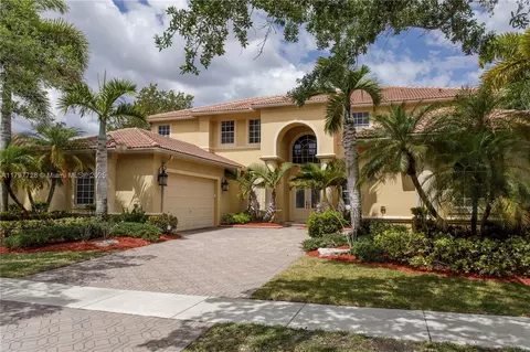 3837 E Coquina Way, Weston, FL 33332